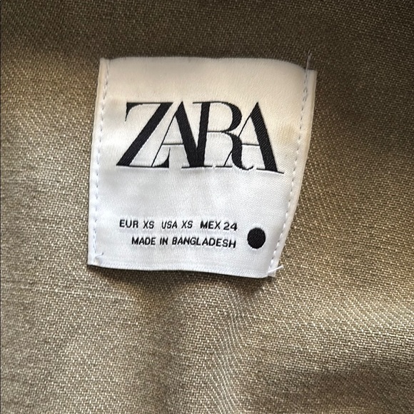 Zara Embroidered Denim Jacket - Picture 5 of 6